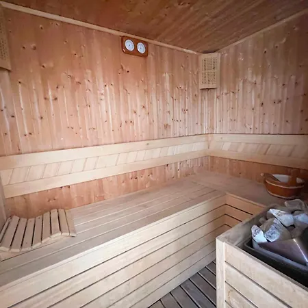 Apartment Karmi C4 Flat With Jacuzzi By Holidaykeys Kyrenia (Northern Cyprus)