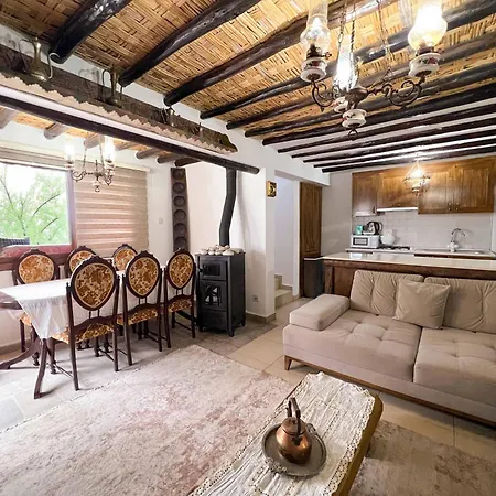 Karmi C4 Flat With Jacuzzi By Holidaykeys * Kyrenia (Northern Cyprus)